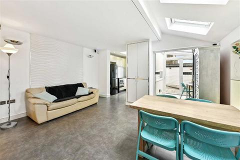 4 bedroom house for sale, Edithna Street, London SW9