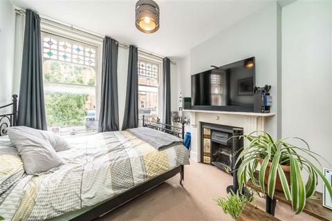 50a Abbeville Road, London, SW4 9NF