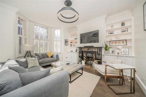 2 bedroom flat for sale, Briarwood Road, London SW4