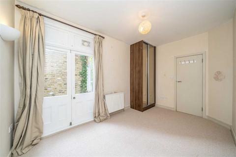 2 bedroom flat for sale, Ostade Road, London SW2