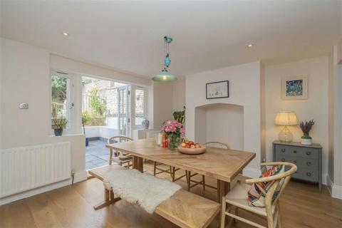 2 bedroom flat for sale, Upper Tulse Hill, London SW2