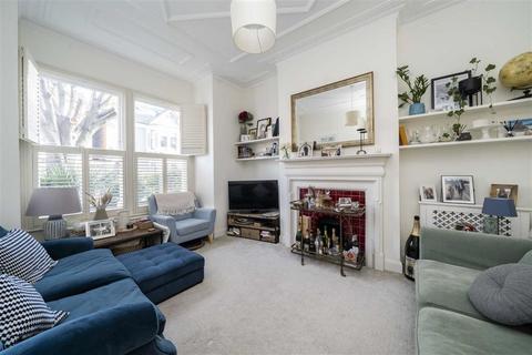 2 bedroom flat for sale, Englewood Road, London SW12