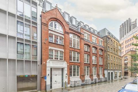 1 bedroom flat to rent, Bartholomew Close, London EC1A