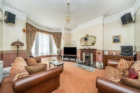 5 bedroom terraced house for sale, Blenheim Gardens, London NW2