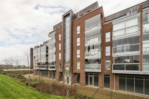 2 bedroom flat for sale, Wilkinson Close, London NW2