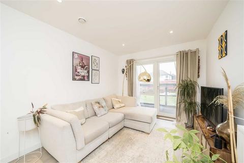 2 bedroom flat for sale, Wilkinson Close, London NW2