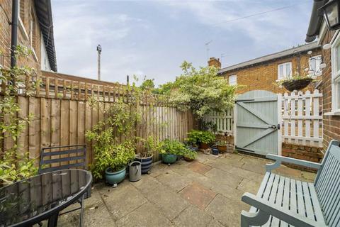 2 bedroom terraced house for sale, Johnston Terrace, London NW2