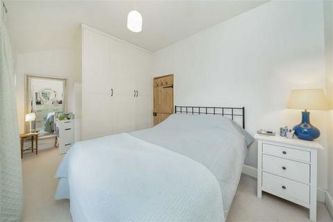 2 bedroom terraced house for sale, Johnston Terrace, London NW2