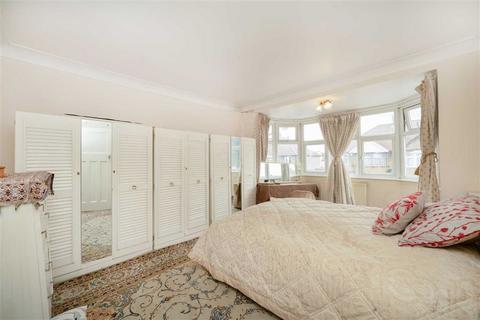 3 bedroom semi-detached house for sale, Ellesmere Road, London NW10