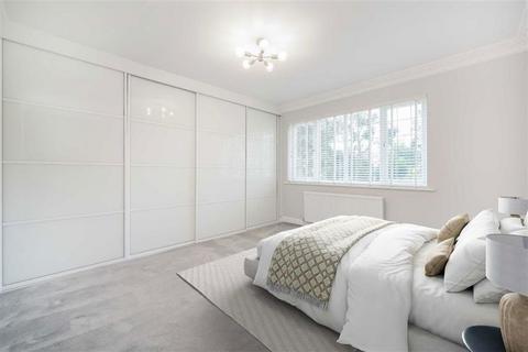 2 bedroom maisonette for sale, Chatsworth Road, London NW2