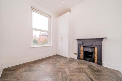2 bedroom flat for sale, St. Pauls Avenue, London NW2