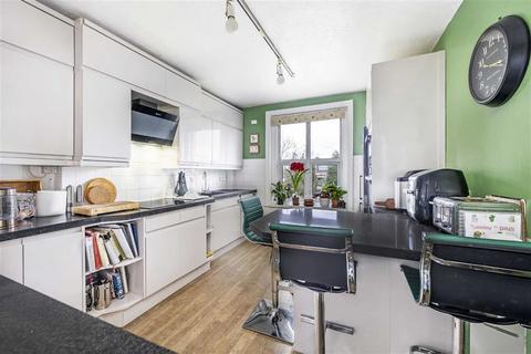 4 bedroom house for sale, Caddington Road, London NW2