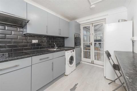 2 bedroom house for sale, Romney Row, London NW2