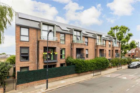 2 bedroom flat for sale, St. Michaels Road, London NW2