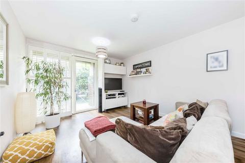 2 bedroom flat for sale, St. Michaels Road, London NW2