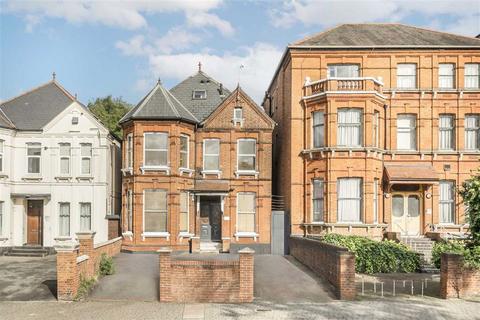 2 bedroom flat for sale, Shoot Up Hill, London NW2