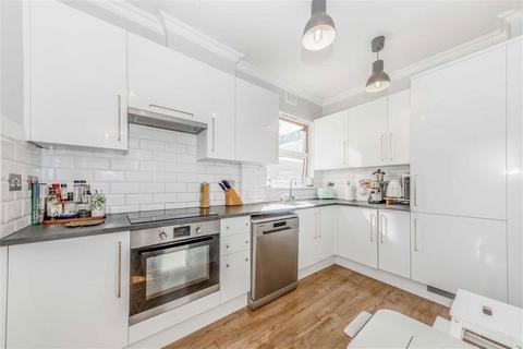 2 bedroom flat for sale, Pine Road, London NW2