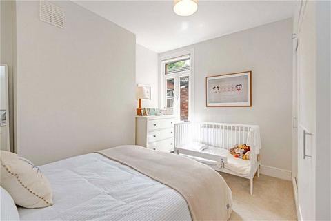 2 bedroom flat for sale, Chapter Road, London NW2