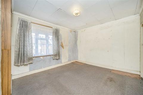 2 bedroom house for sale, Gresham Road, London NW10