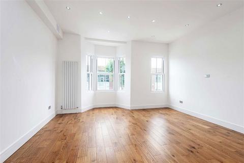 3 bedroom flat for sale, Lechmere Road, London NW2