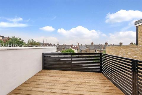 3 bedroom flat for sale, Lechmere Road, London NW2