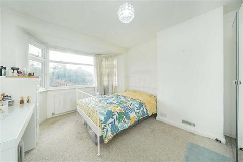 3 bedroom house for sale, Cotswold Gardens, London NW2