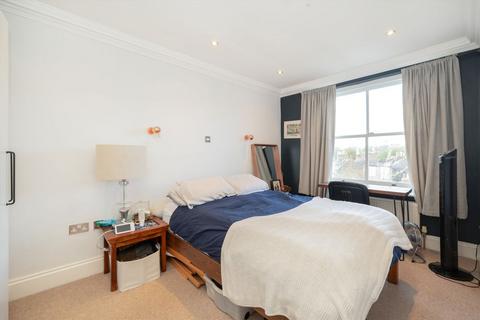 2 bedroom flat for sale, Hornsey Road, London N19