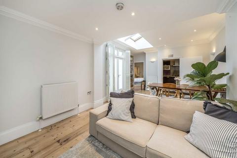 3 bedroom flat for sale, Alexander Road, London N19