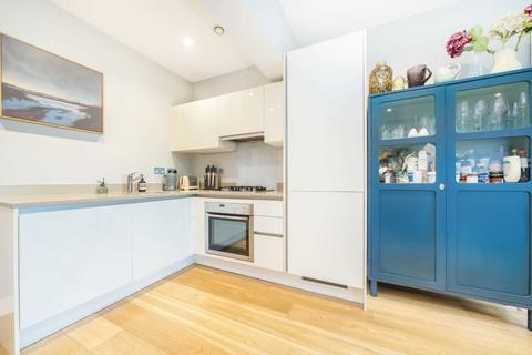 1 bedroom flat for sale, Dunford Road, London N7