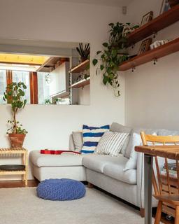 2 bedroom flat for sale, Brecknock Road, London N19