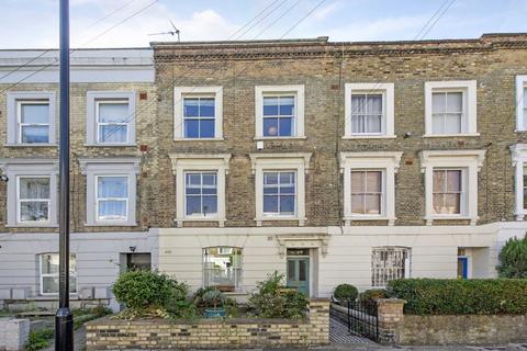 3 bedroom maisonette for sale, Axminster Road, London N7