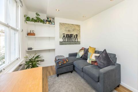 2 bedroom flat for sale, Kingsdown Road, London N19