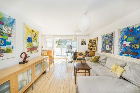 1 bedroom flat for sale, Salisbury Walk, London N19