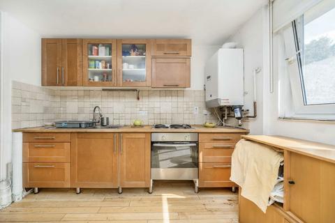 1 bedroom flat for sale, Salisbury Walk, London N19