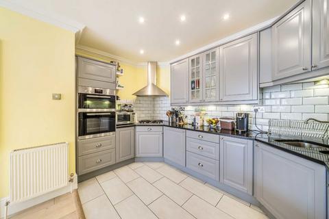 2 bedroom flat for sale, Tollington Way, London N7