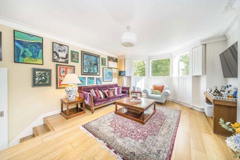 3 bedroom flat for sale, Caledonian Road, London N7