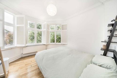 1 bedroom flat for sale, Anson Road, London N7