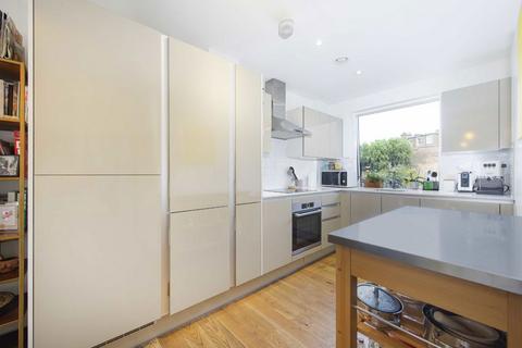 2 bedroom flat for sale, Charles Street, London N19