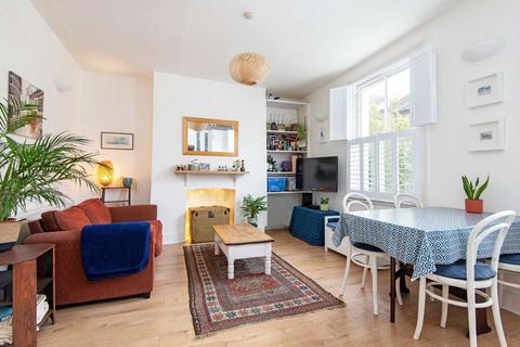 1 bedroom flat for sale, Chetwynd Road, London NW5