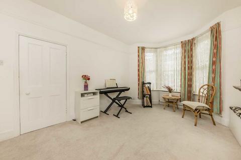 2 bedroom terraced house for sale, Drayton Avenue, London W13