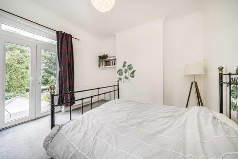 1 bedroom flat for sale, Grange Road, London W5