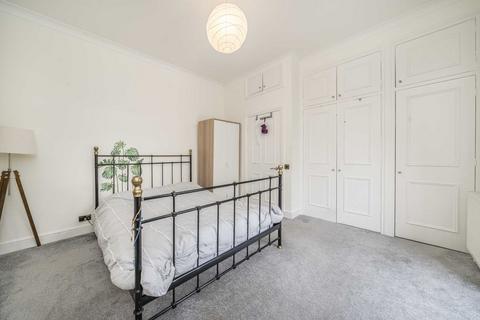 69d Grange Road, London, W5 5BU