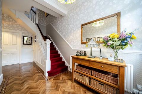 6 bedroom house for sale, Craven Avenue, London W5