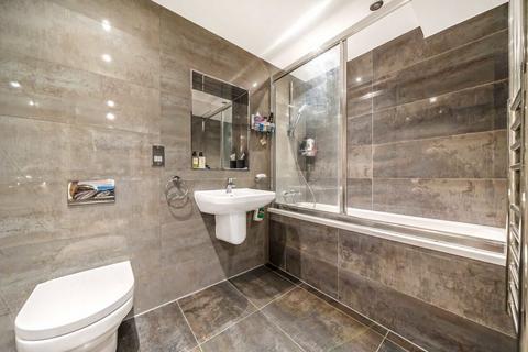 1 bedroom flat for sale, The Broadway, London W5