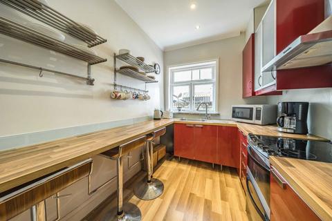 3 bedroom flat for sale, Hamilton Road, London W5