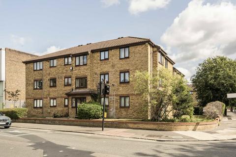 2 bedroom flat for sale, Popes Lane, London W5