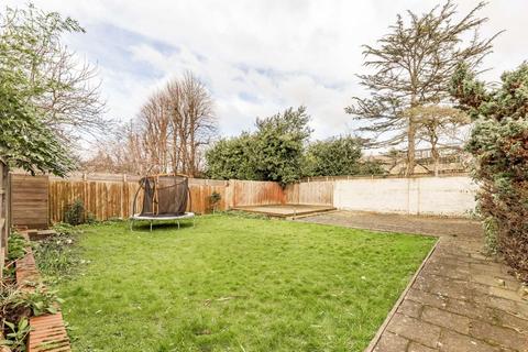 Flat 5, 17 Freeland Road, London, W5 3HR