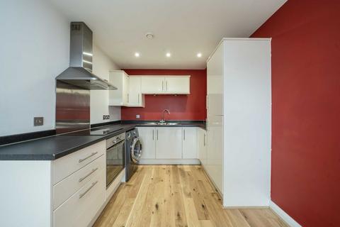 1 bedroom flat for sale, The Avenue, London W13