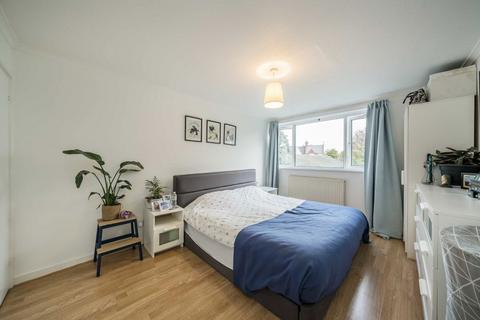 4 bedroom terraced house for sale, Templewood, London W13