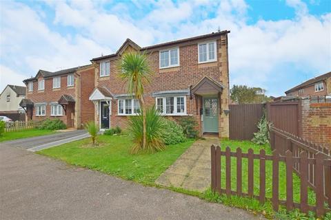 2 bedroom semi-detached house to rent, Silver Birch Drive, Middleton on Sea, Bognor Regis, PO22